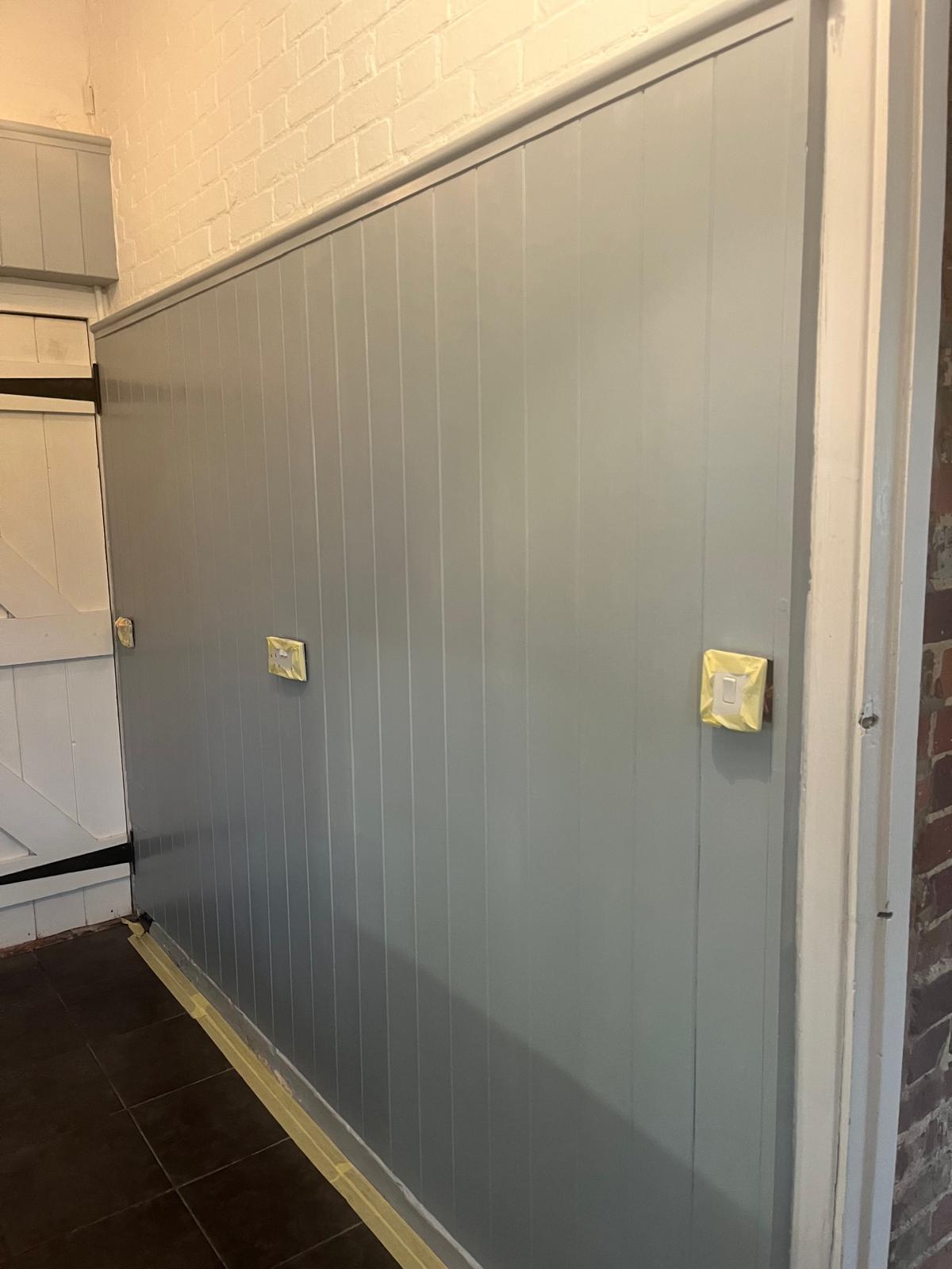 Hallway & Toilet - Image 4